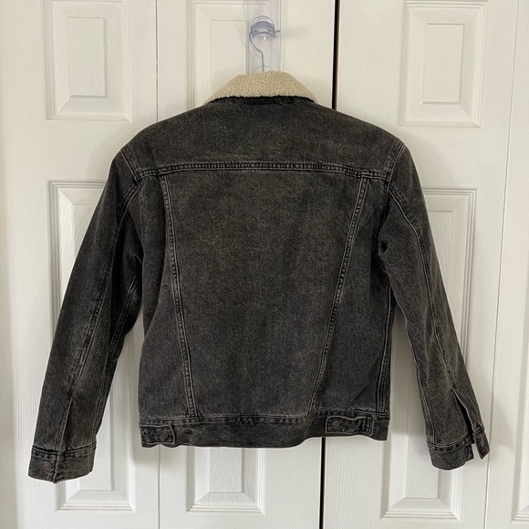 Levi's Original Sherpa Trucker Jacket - Picture 3 of 5